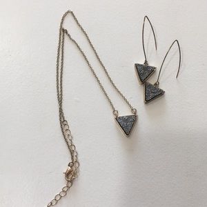 Plunder necklace, earring set